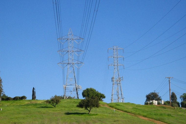 San Diego Heat Wave Knocks Out Power for 19 Hours, Spoils Groceries and Meds