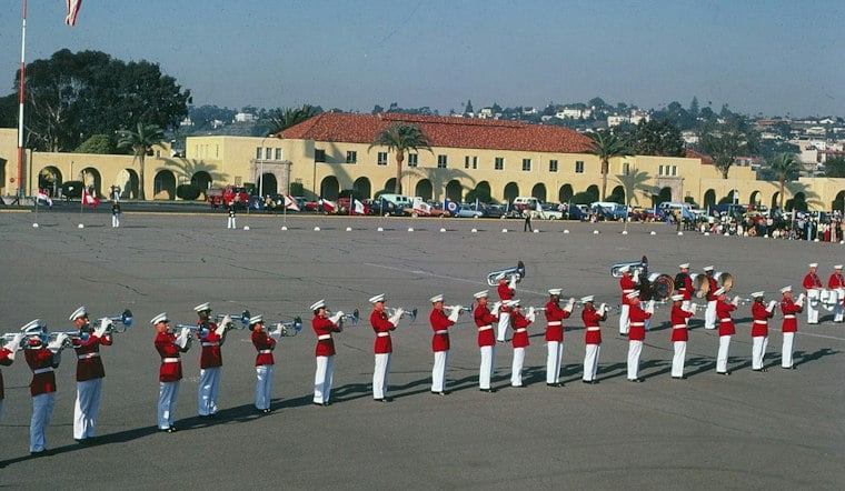 San Diego Marine Depot Unveils Military's Biggest Mess Hall, Feeds 20,000 a Day