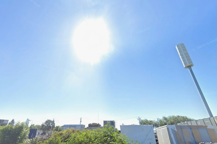 San Jose Sizzles on Sunny Sunday Before Fog, Chill and Halloween Rain Roll In