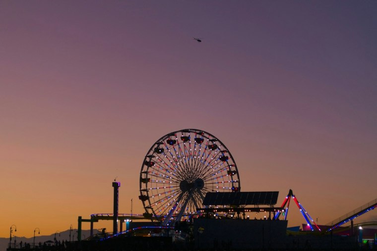 Santa Monica Ferris Wheel Glows Dodgers Blue as Team Faces NLCS Elimination Threat