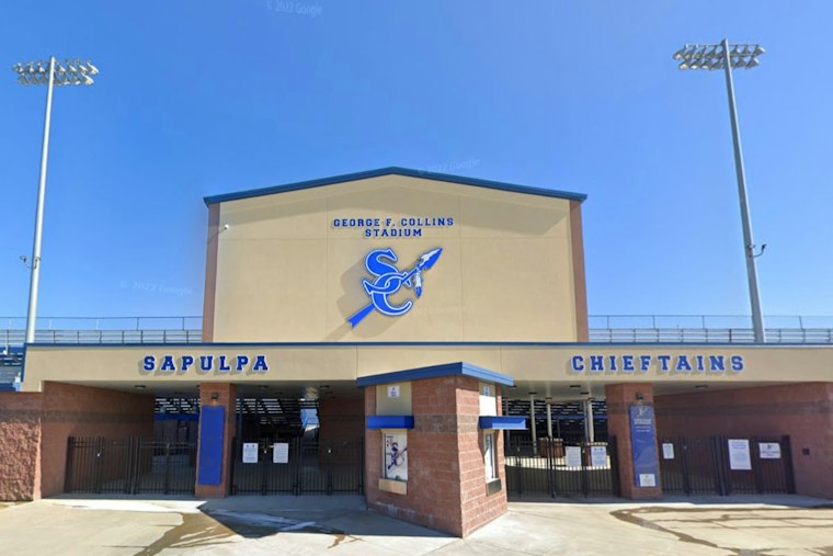 Sapulpa Chieftains Debut $8,000-Square-Foot End Zone Building After 34-14 Rout