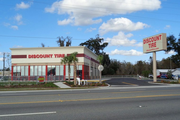 Scottsdale's Discount Tire Buys 290,000-Square-Foot West Valley Warehouse