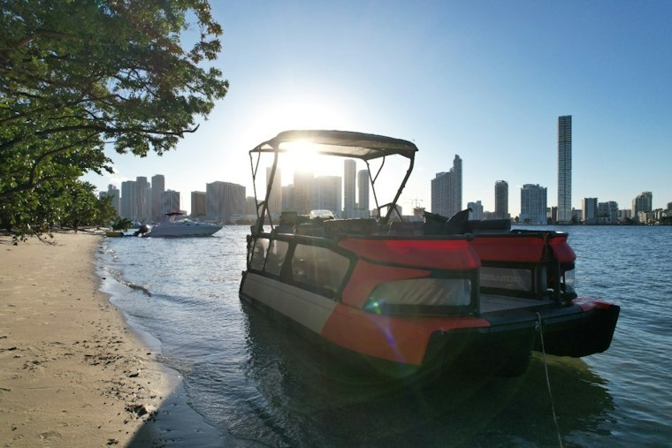 Sea-Doo Switch Settlement Leaves Terms Unknown as Capsizing Warnings Remain in Focus