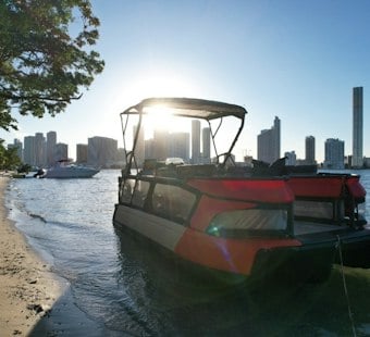 Sea-Doo Switch Settlement Leaves Terms Unknown as Capsizing Warnings Remain in Focus