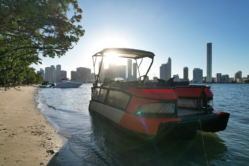 Sea-Doo Switch Settlement Leaves Terms Unknown as Capsizing Warnings Remain in Focus