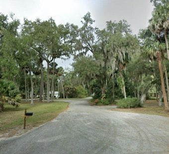 Seaplane Crash-Lands in Tavares Marsh, All Three Aboard Rescued by Helicopter
