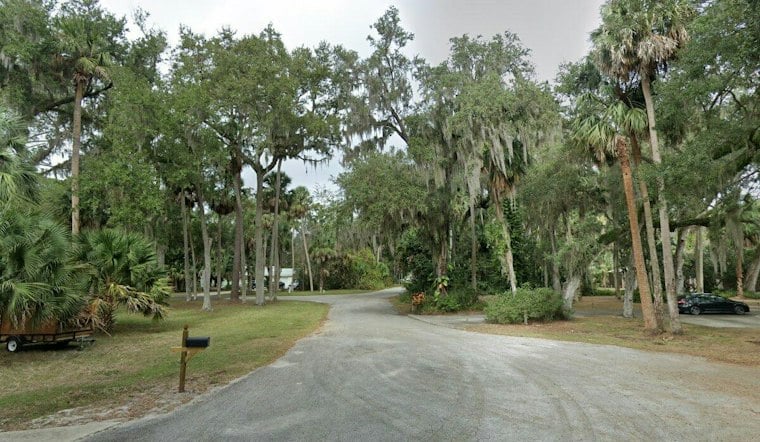 Seaplane Crash-Lands in Tavares Marsh, All Three Aboard Rescued by Helicopter