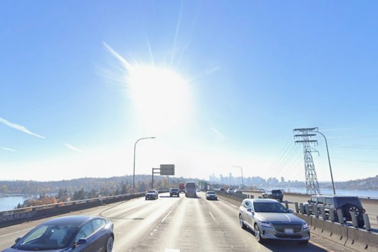 Seattle Basks in Rare October Sun Before Fall Chill Blows In