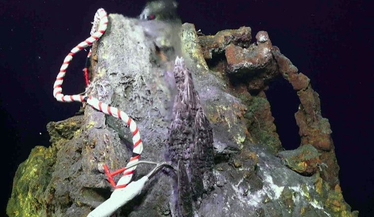 Seattle Startup Taps Undersea Volcano Off Oregon, Runs Net-Positive for 8.7 Seconds
