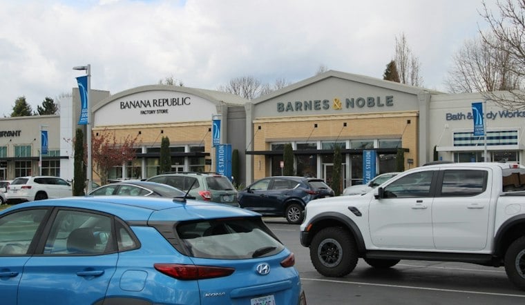 Second Barnes & Noble Lands in Alexandria, Debut Novelist to Cut Ribbon