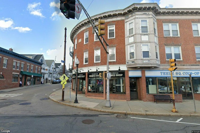 Second Broadway Fire in Two Weeks Hits Somerville Restaurant, Bank