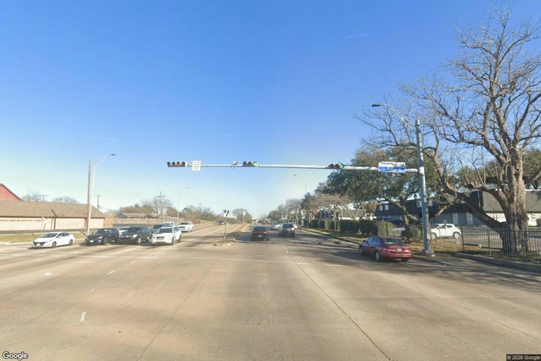 Semi Crash Snaps Power Pole In Arlington, Knocks Out Lights For Homes, Businesses