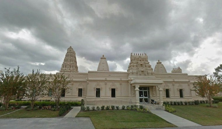 Seminole County Sexual Predator Accused of Groping Worker at Hindu Temple, Dives Into Pond Fleeing Deputies