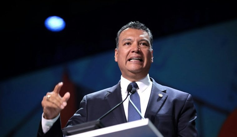 Sen. Padilla Knocks on SFO's ICE Facility Doors, Gets Let In