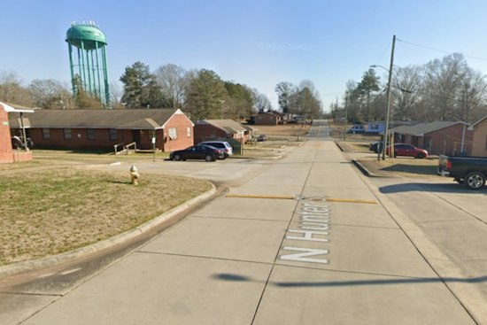 Seneca Apartment Fire Kills Resident After Firefighters Force Their Way Inside