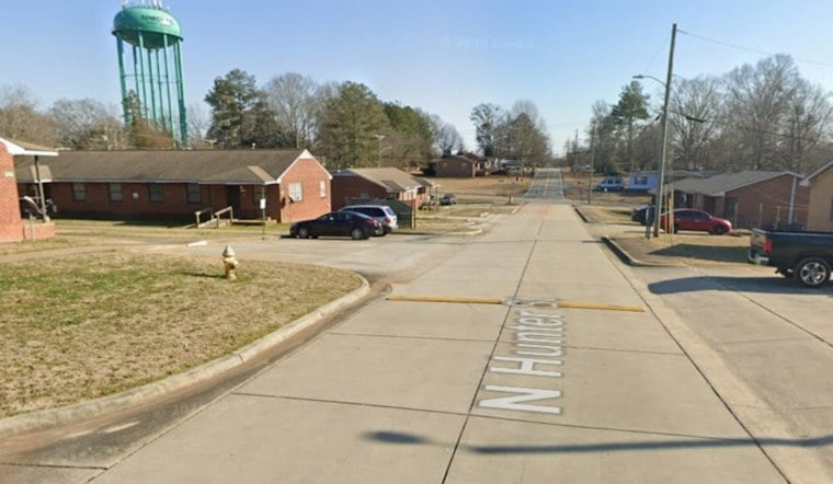 Seneca Apartment Fire Kills Resident After Firefighters Force Their Way Inside