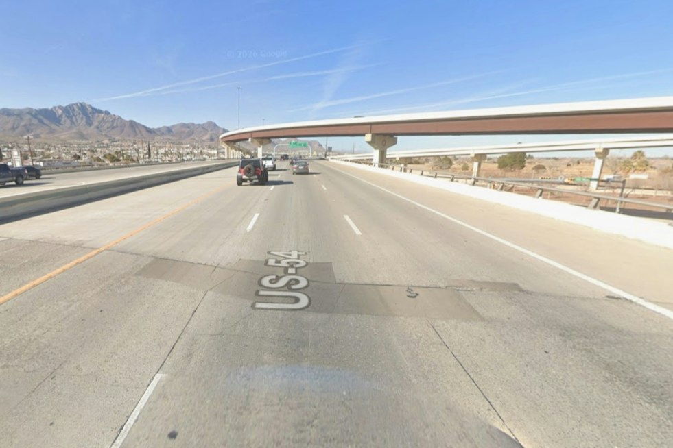 Serious Crash Shuts Down Part of US-54 in Northeast El Paso Near Fred Wilson
