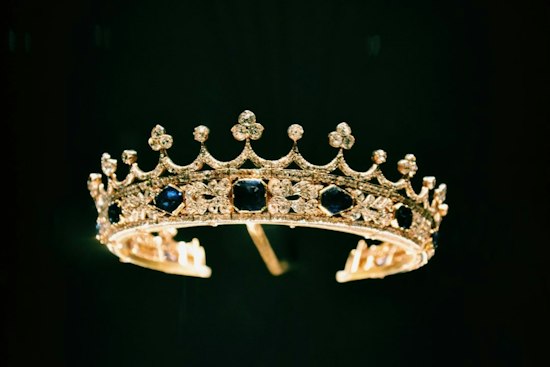 Seven Pasadena-Area Seniors Vie to Be Named 108th Rose Queen This Week