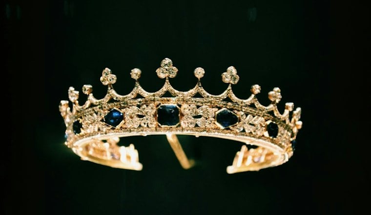 Seven Pasadena-Area Seniors Vie to Be Named 108th Rose Queen This Week