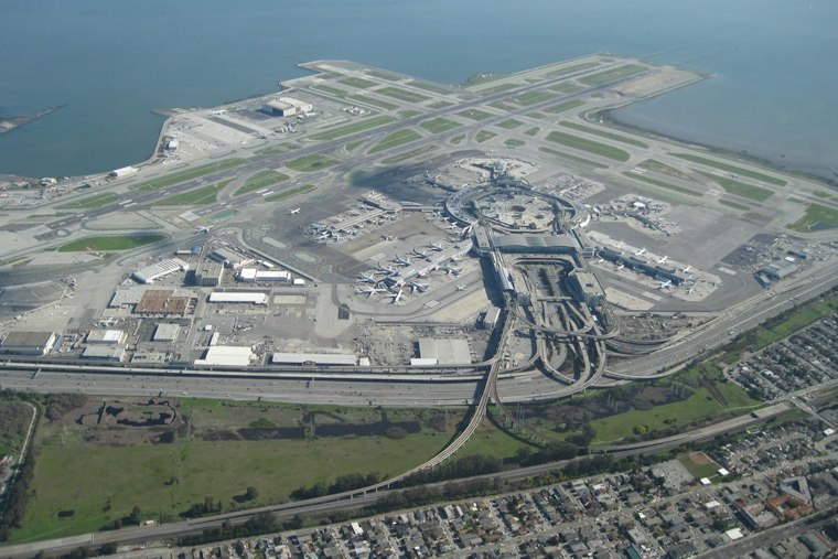 SFO Tops Out West Coast's First Multi-Story Cargo Hub With 4,200 Tons of Steel