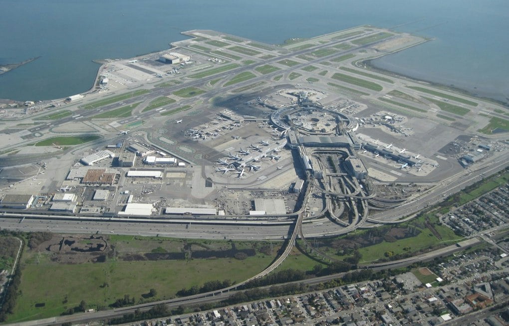 SFO Tops Out West Coast's First Multi-Story Cargo Hub With 4,200 Tons of Steel