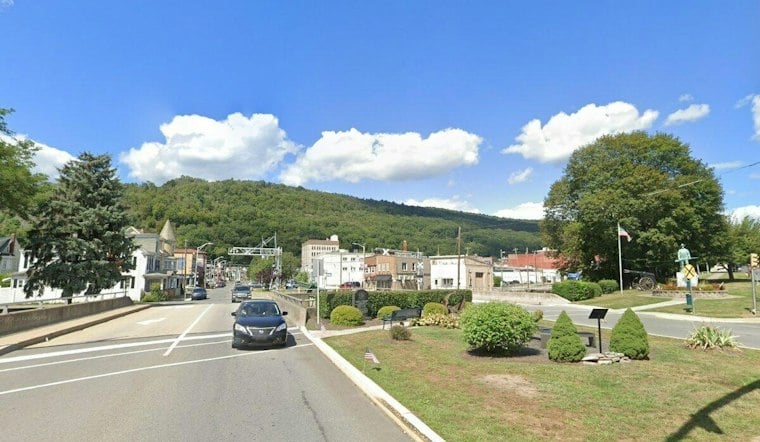 Shamokin Man, 22, Shot in Leg on East Dewart Street, Gunman Still at Large