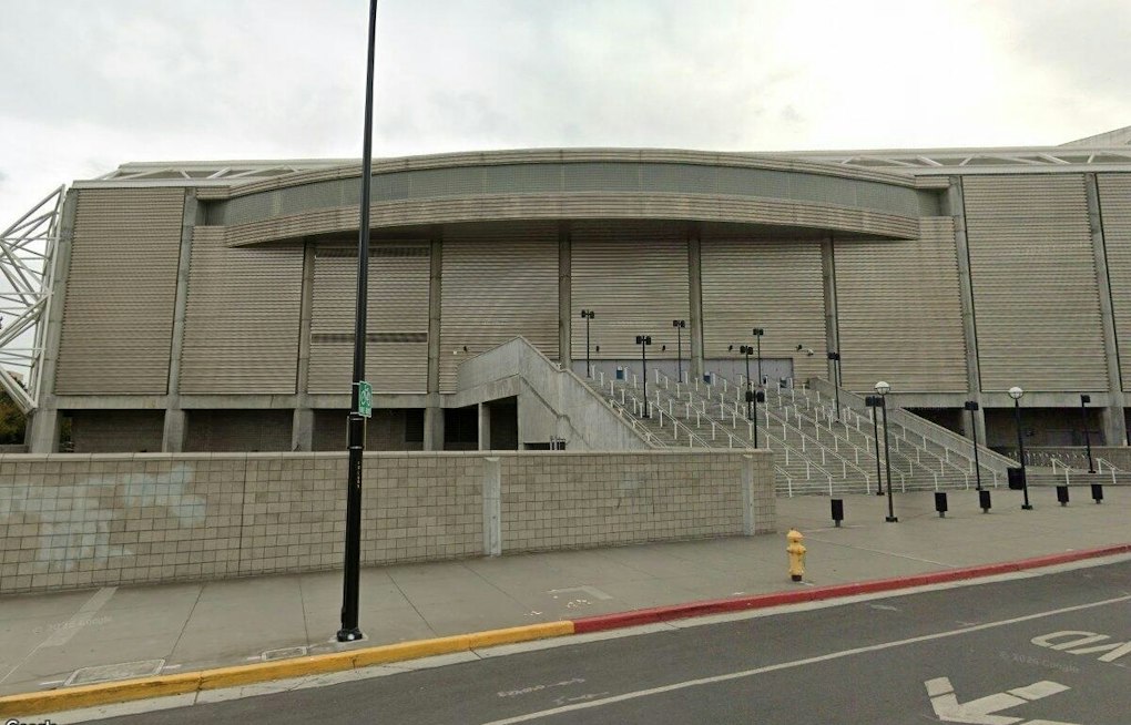 Sharks Drop Puck Thursday Against Panthers as Downtown San Jose Throws Teal Party