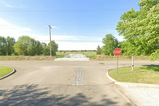 Shawnee Hit-And-Run Driver Sought After Pedestrian Struck, Police Seek White Jeep Cherokee