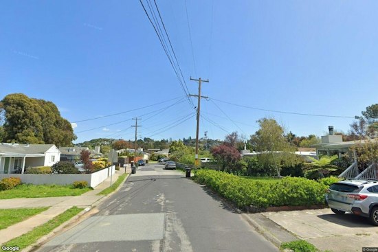 Shooting Investigation Shuts Down Strawberry Circle Near Mill Valley