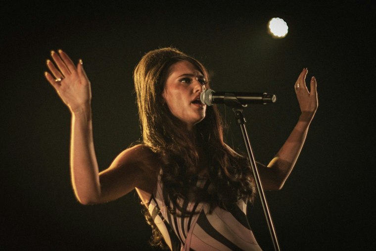 Sienna Spiro Adds 22 Tour Dates, Including Aug. 5 Stop at Austin's Moody Amphitheater