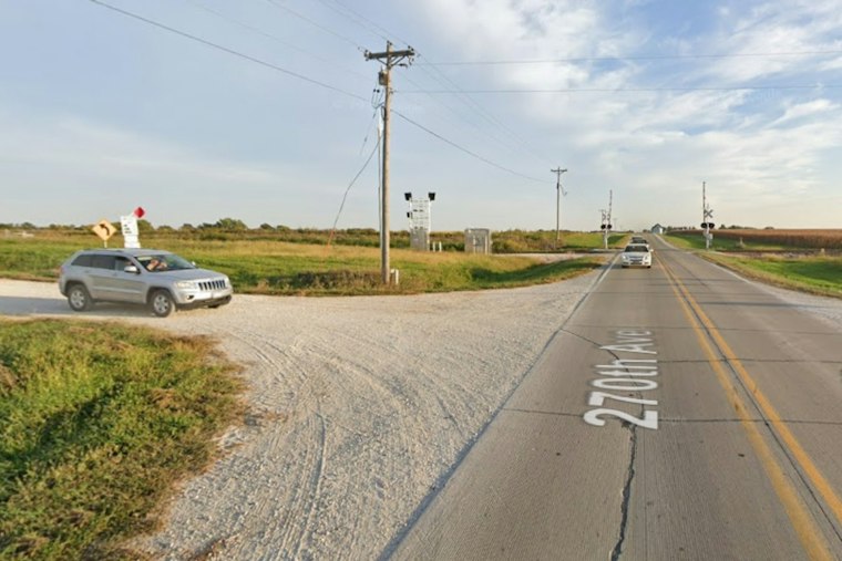 Sigourney Man, 83, Dies in Keokuk County Crash Near Ollie, Seatbelt Credited With Saving Second Driver