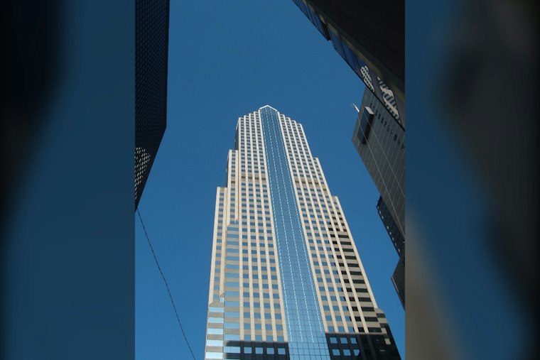 Siskel & Ebert Get Bronze Statue With Their Own Theater Seats at Prudential Plaza