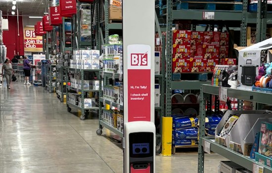 Six-Foot AI Robots Roam L.A. Ralphs Aisles, Rattling Shoppers and Workers