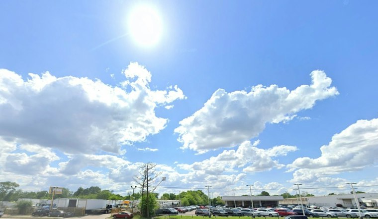 Sizzle Then Shiver: Houston Roasts Thursday Before Fall Blast Slams In