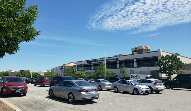 Skokie Mall Pond Assault Leaves Woman Injured, Man in Custody