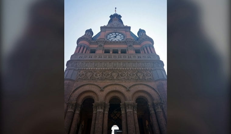 Slovenian Lace Dove Lands at Milwaukee City Hall, Carries Holocaust Memory