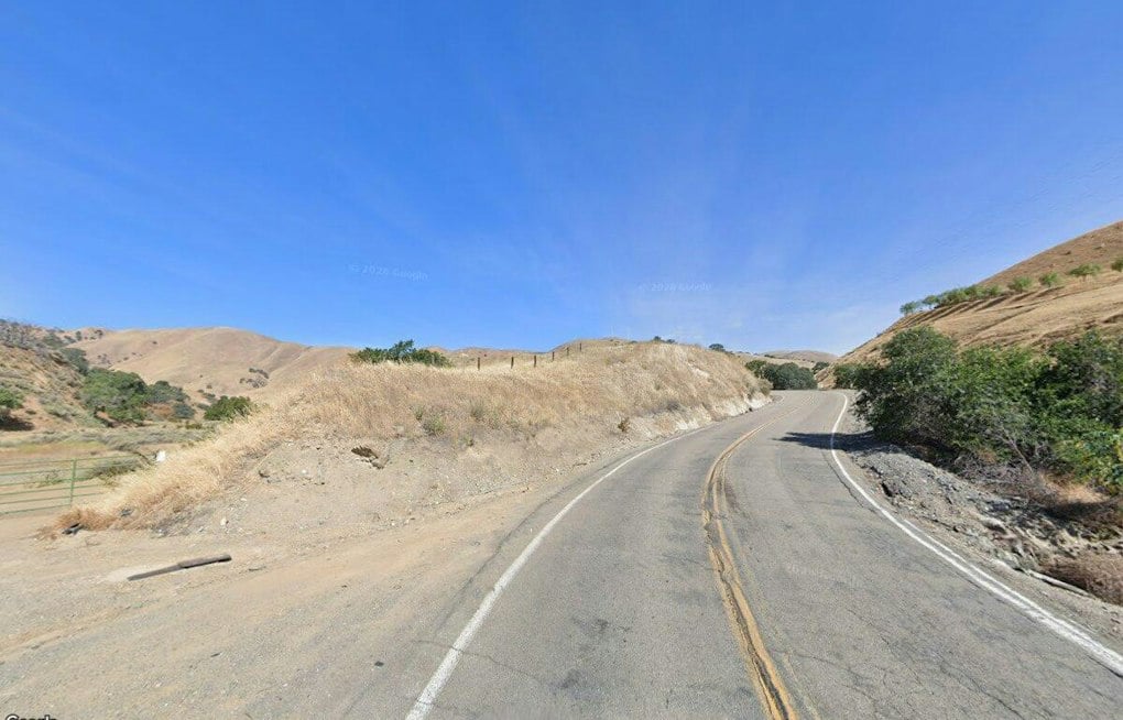 Small Tesla Fire Burns Grass Near Livermore