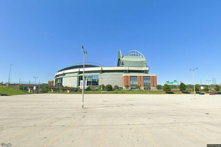 Son of Ironworker Killed Building Miller Park Returns for World Series Game 2