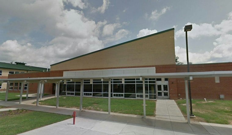South Durham's Lyons Farm Elementary Packs 647 Kids Into a School Built for 584