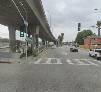 South LA Pedestrian Dies After Driver Flees, Then Returns When Bystanders Step In