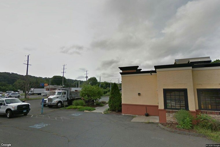 Southington Approves CAVA, Panda Express for Old Plan B Burger Bar Site Near I-84