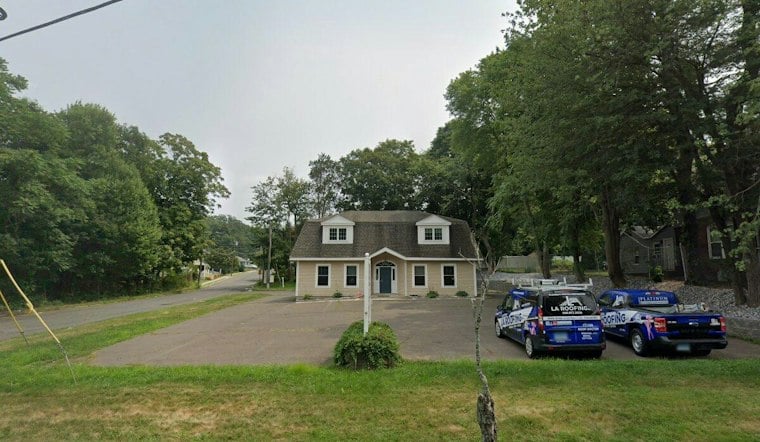 Southington Roofing Boss Accused of Hiding Workers From Insurer, Faces Judge Tuesday