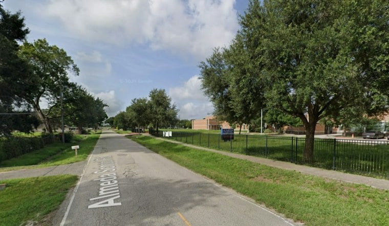 Southwest Houston Parents Say Almeda Elementary Walk Is Too Dangerous