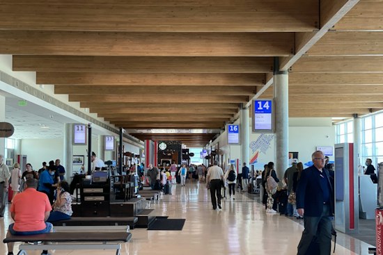 Southwest Outage Grounds Smooth Operations, Nearly 900 Flights Delayed
