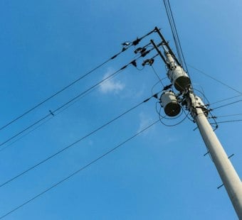 Spartanburg County Crash Snaps Power Pole, Cuts Electricity to 1,226 Homes