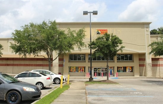 Spirit Christmas Lands Four Florida Stores, Taking Over Dead Big Lots and Stein Mart