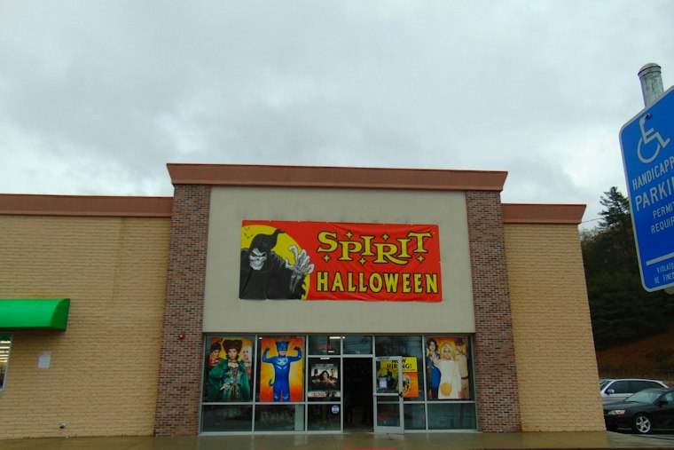 Spirit Halloween Shooting In Madison Heights Sends Two Men To Separate Hospitals