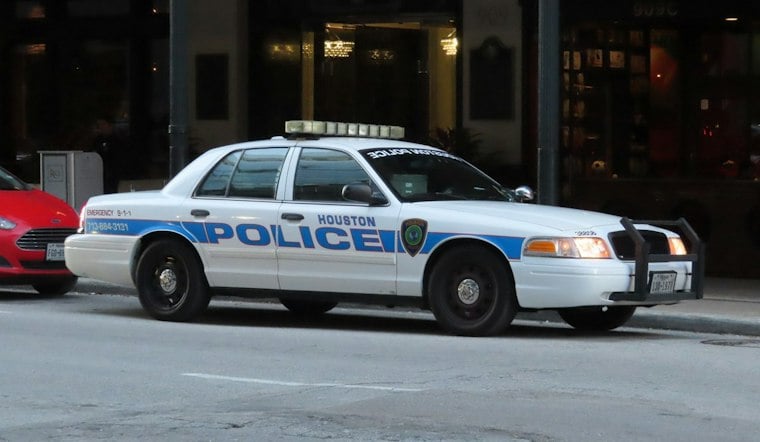 Spring Branch Taco Shop and Liquor Store Lose $5,000 to Card Fraud as Houston Police Investigate