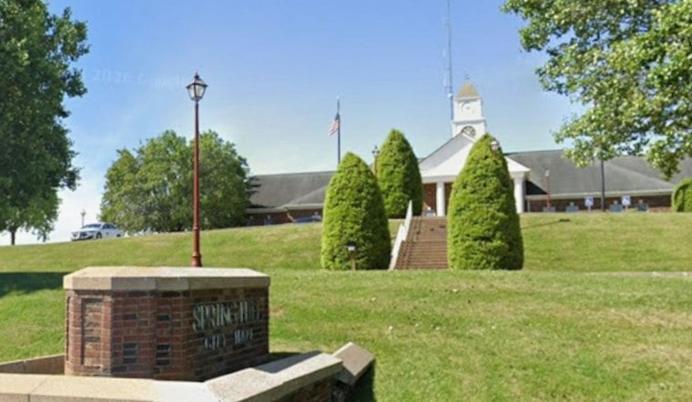 Spring Hill Forum Puts Hatcher, Molder Face to Face — But Not in a Real Debate