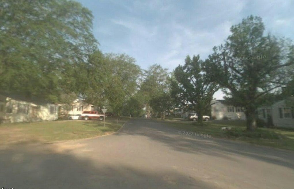 Springbrook Neighbors Fear Broken 2016 Promise as Traffic Fight Reignites
